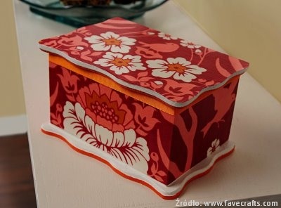 Decoupage