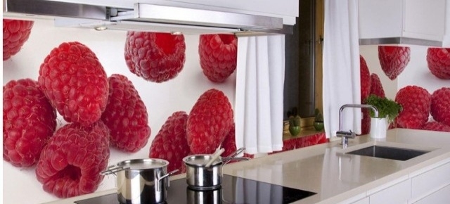 Druk na szkle w domowych aranżacjach